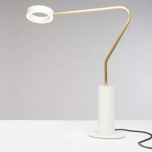 Lámpara de sobremesa Meta de Zava. Lámpara moderna de diseño italiano.