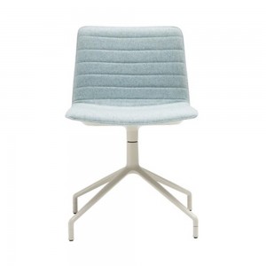 Silla Flex SI-1304 Andreu World. Diseño práctico ideal para interior.