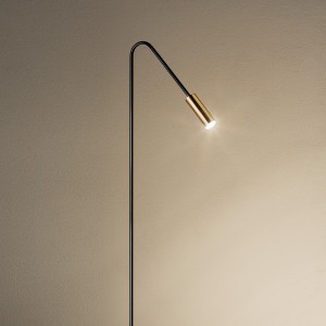 Lámpara pie Volta de Estiluz. Lámparas de pie modernas de diseño español.