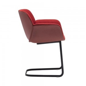 Sillón Nuez SO-2771 Andreu World. Diseño Envolvente con base en acero.