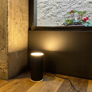 Lámpara suelo Cyls M-3906 Estiluz. Lámparas de suelo de diseño.