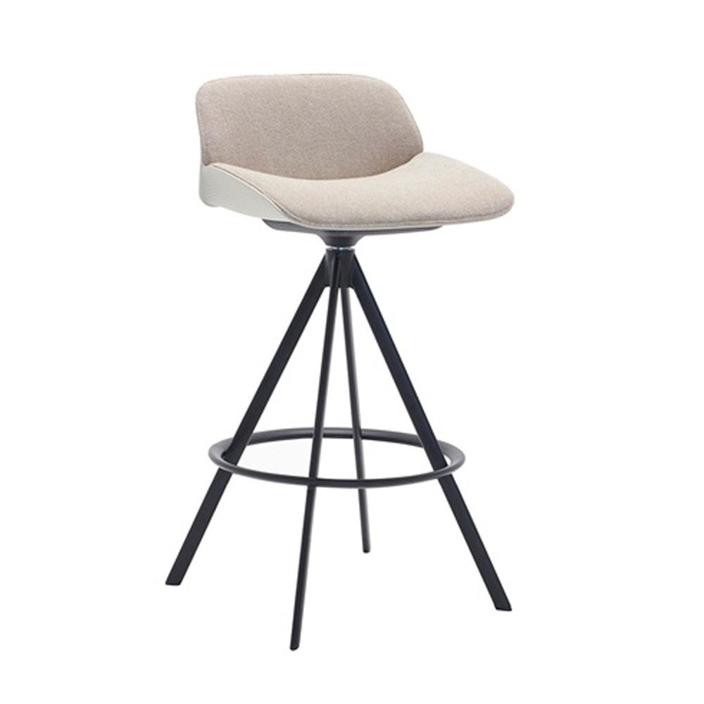 Taburete Nuez base giratoria acero Andreu World. Diseño para interior.