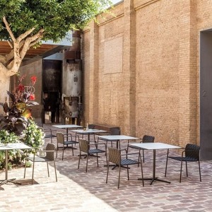 Sillón apilable Costa Andreu World. Sillas ideales para exteriores.