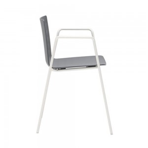 Silla Flex Andreu World. Sillas modernas ideales para exteriores.