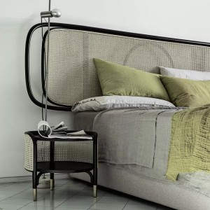 Mesa Auxiliar Mos de diseño GTV Thonet Vienna. Mesitas auxiliares de salón.
