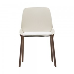Silla Nuez madera Outdoor Andreu World diseño ideal para exteriores.