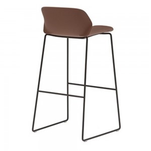 Taburete Nuez Outdoor Andreu World. Diseño moderno ideal para exterior.