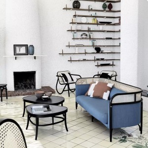 Mesa Auxiliar Peer B de GTV Thonet Vienna. Mesitas de café para salón.