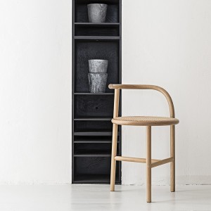 Taburete Single Curve 3 Patas de GTV Thonet Vienna. Taburetes de diseño.