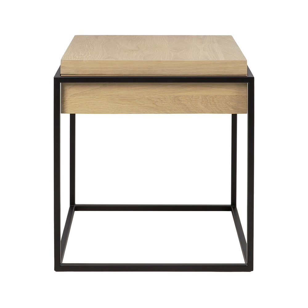 Mesa Auxiliar Monolit de Ethnicraft. Muebles modernos para salón y contract.