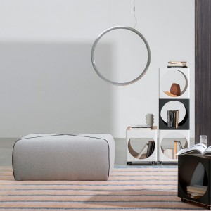 Pouf Crossed de B-Line. Muebles y complementos de exterior e interior.