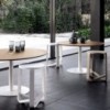 Mesa Núcleo de Punt mobles. Mesa contract para cafeteria. Mesas de diseño moderno.