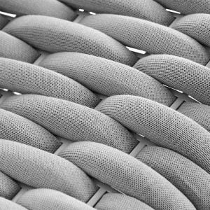 Puf Buit malla metálica de Gandia Blasco. Diseño moderno para exteriores.