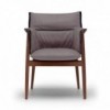 Silla E005 Embrace Chair en tela de Carl Hansen and Son. Sillas de diseño.