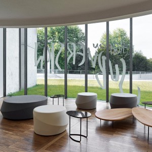 Pouf Giro del fabricante Casamania. Sillas y pouf modernos de diseño.