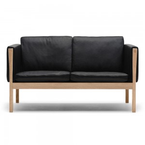 Sofá CH162 en piel de Carl Hansen and Son. Sofás de diseño moderno.   