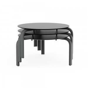 Mesa para la tumbona de diseño Stack de Gandia Blasco para exterior.