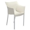 Sillón de polipropileno con patas de aluminio Dr. No de Kartell.