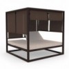 Cama Daybed Elevada para exterior de Gandía Blasco. Camas de diseño con parasol.