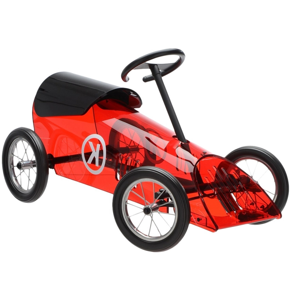 Cochecito infantil Discovolante de Kartell. Diseño de muebles infantiles.