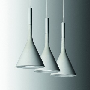 Lámpara de suspensión Aplomb Mini de Foscarini. Lámparas modernas de diseño.