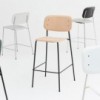 Taburete Soft Edge 90 tapizado para espacios interiores. Diseño de Hay.