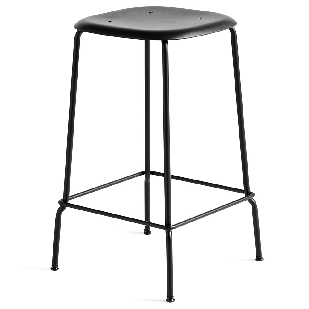 Taburete Soft Edge 85 de polipropileno de Hay para cafés y restaurantes.