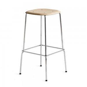 Taburete Soft Edge 80 de madera y acero de Hay para cafés y restaurantes.