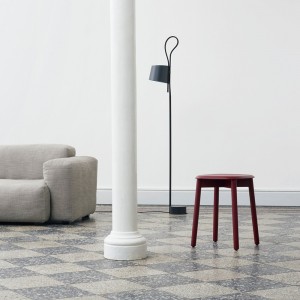 Taburete bajo Soft Edge 72 de Hay. Diseño nordico.