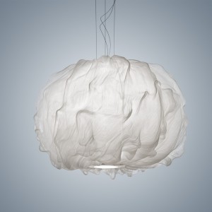 Lámpara de suspensión Nuée de Foscarini. Lámparas de diseño innovador.