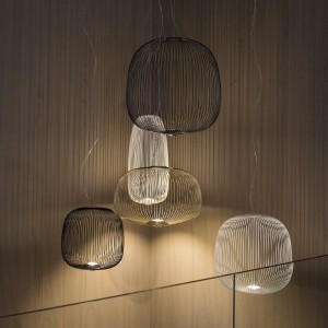 Lámpara de suspensión Spokes 1 de Foscarini. Lámparas de diseño moderno.