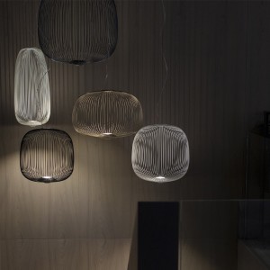 Lámpara de suspensión Spokes 1 de Foscarini. Lámparas de diseño moderno.
