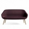 Sofa AAL de Hay. Diseño tapizado y de madera maciza.