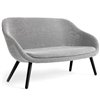 Sofa AAL de Hay. Diseño tapizado y de madera maciza.