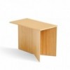 Mesa de centro Slit Wood de Hay con diseño novedoso de madera para salones modernos.