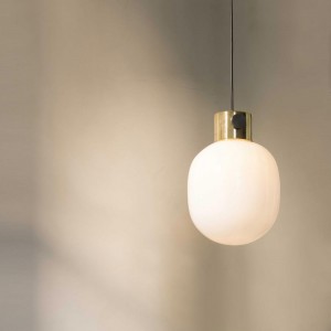 Lámpara colgante JWDA. Lámparas de diseño colgante de Audo Copenhagen.
