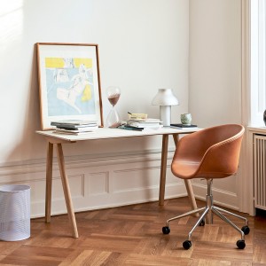 Escritorio Copenhague CPH90 de Hay moderno ideal para oficina.