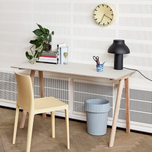 Escritorio Copenhague CPH90 de Hay moderno ideal para oficina.