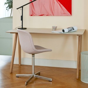 Escritorio Copenhague CPH90 de Hay moderno ideal para oficina.