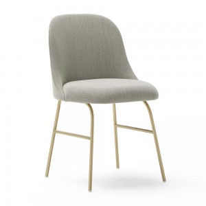 Silla con base metálica de diseño Aleta para espacios públicos de Viccarbe.