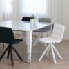 Silla Maarten tapizada de Viccarbe. Mobilario de diseño para contract.