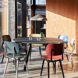 Lámpara de suspensión Pao acero Hay. Excelente lampara de LED para salón.