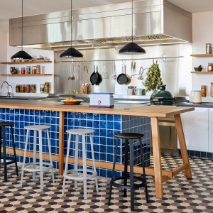 Lámpara de suspensión Pao acero Hay. Excelente lampara de LED para salón.