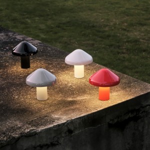 Lámpara portátil Pao de Hay. Iluminación moderna para espacios interiores.
