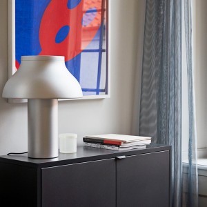 Lámpara de sobremesa PC Table de Hay. Lámparas de diseño para salones.