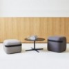 Pouf Season de Viccarbe. Diseño cuadrado moderno ideal para contract. 