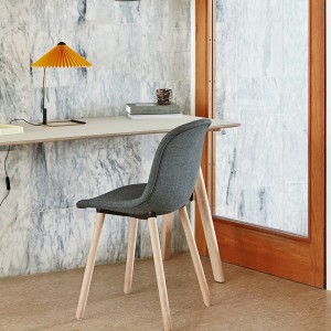 Lámpara de sobremesa Matin Hay. Diseño de lámparas originales para salón.
