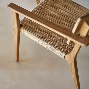 Sillón comedor Paralel de Point. Muebles de exterior jardín terraza.