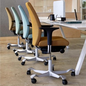Silla Creed 6006 de Hag. Sillas de oficina. Sillas de diseño para reuniones.