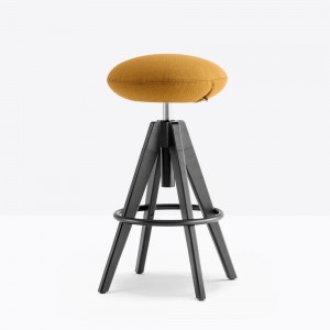 Taburete Arki ARKW6 de Pedrali. Taburetes de diseño. Taburetes contract.